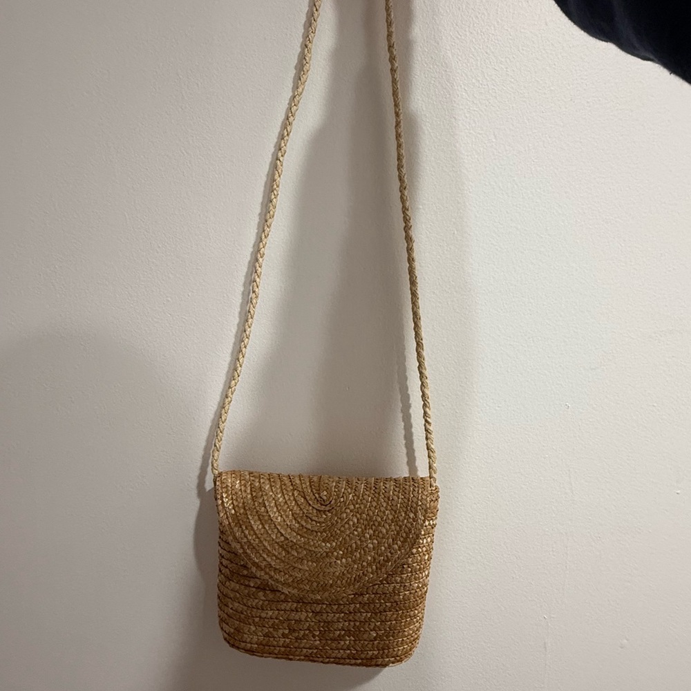 Elegant Tan Woven Crossbody Bag
